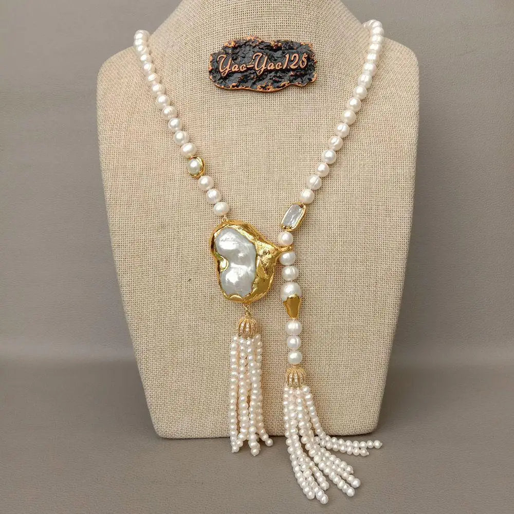 Endearing White Keshi Pearl Oval Pendant Necklace Chain / Ruchi