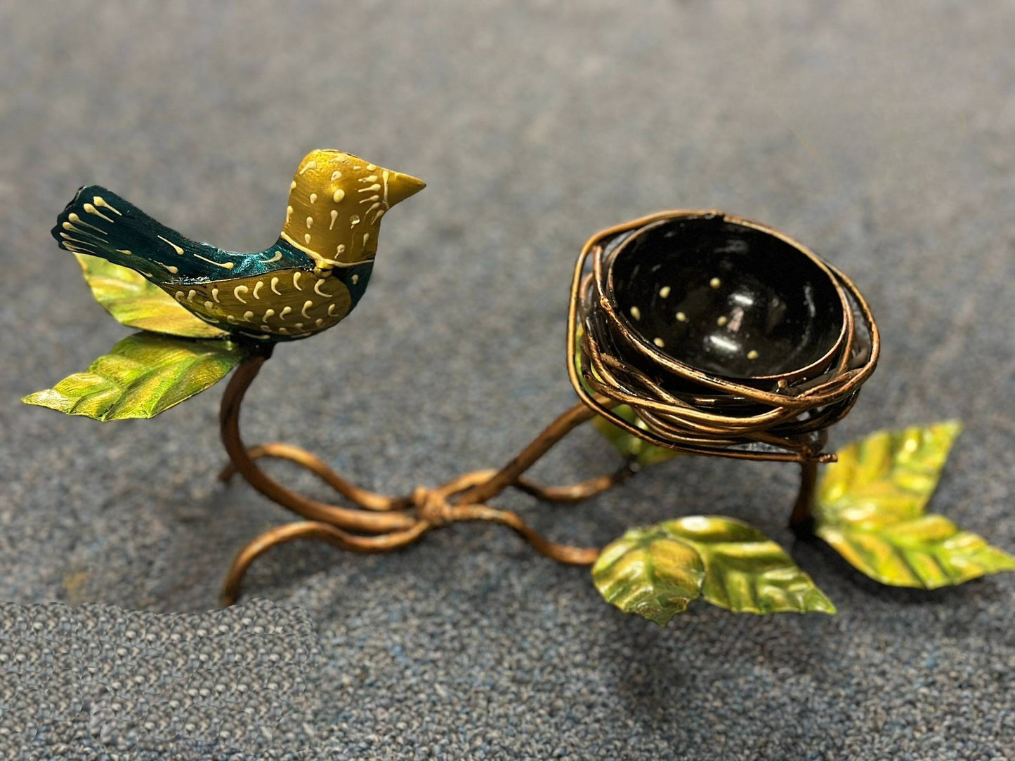 Elegant Metal Wall Hanging Of Bird With Nest / Ruchi