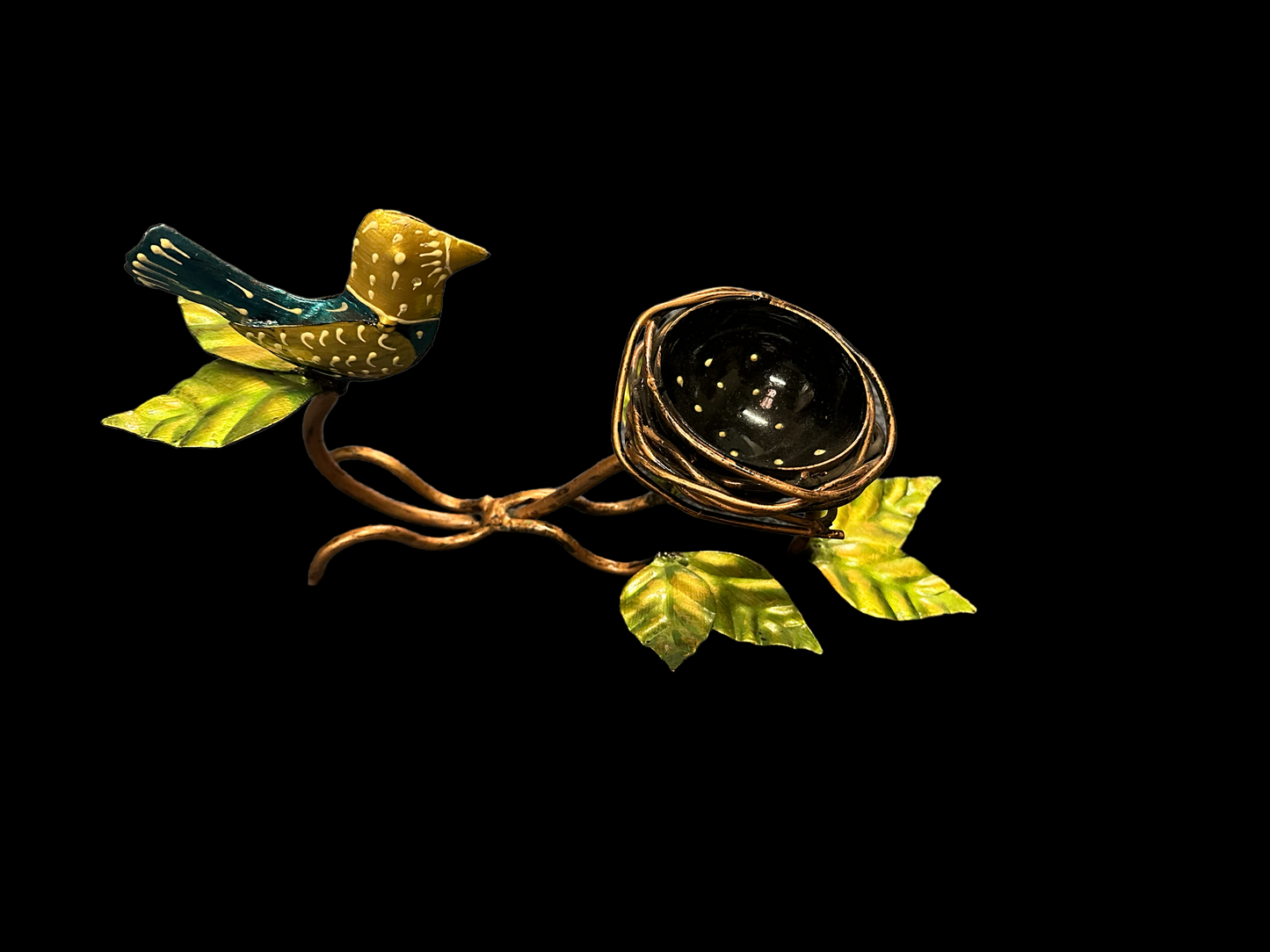 Elegant Metal Wall Hanging Of Bird With Nest / Ruchi