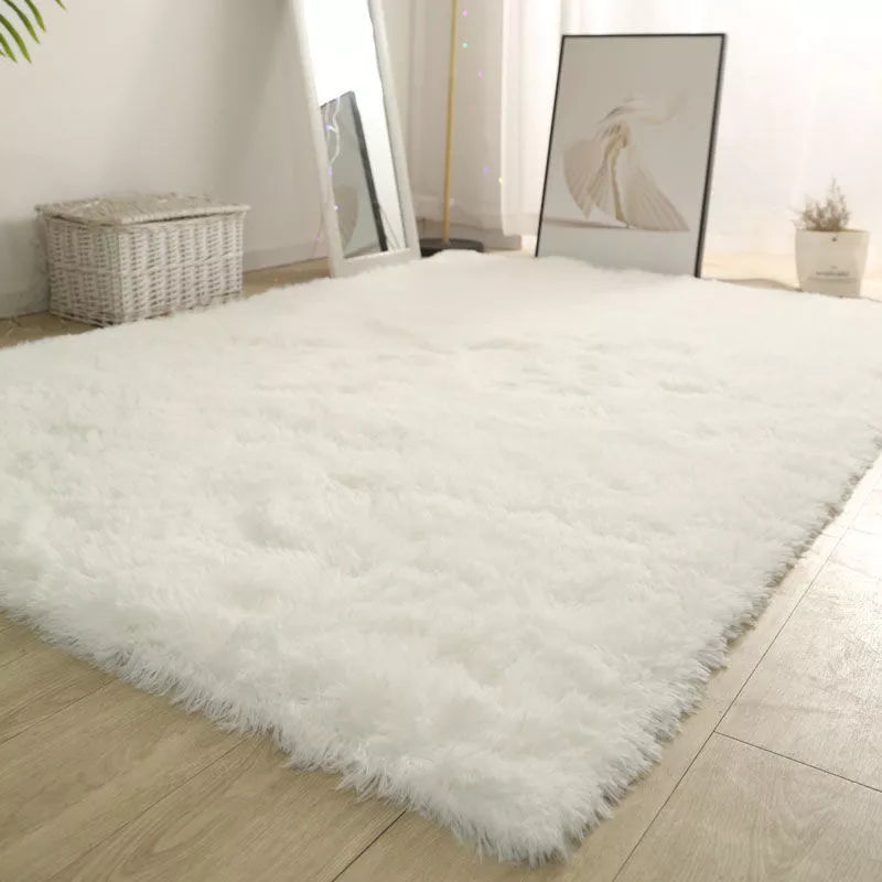 Appealing Design Solid Pattern Non-Slip Polyester Area Rug