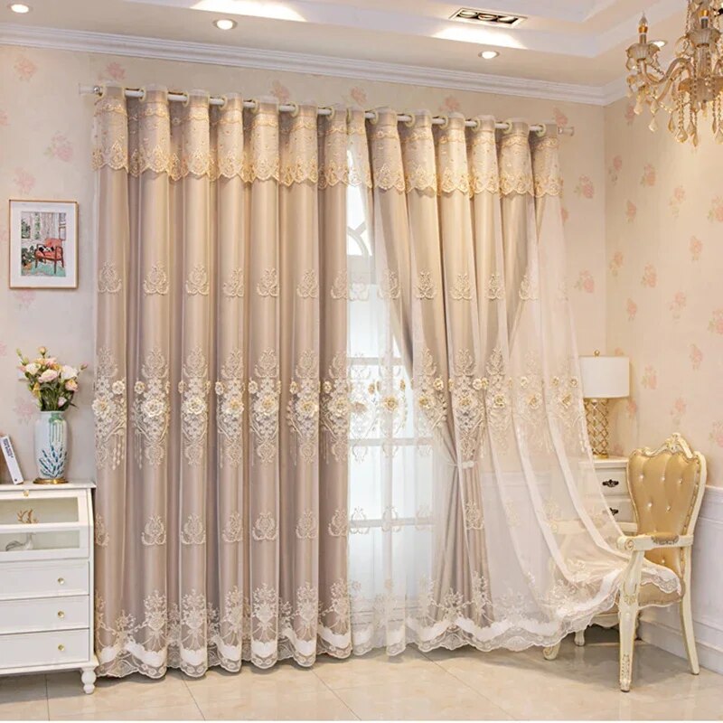 Enchanting Three Flowers Embellished Polyester Fabric Window Curtain / Ruchi