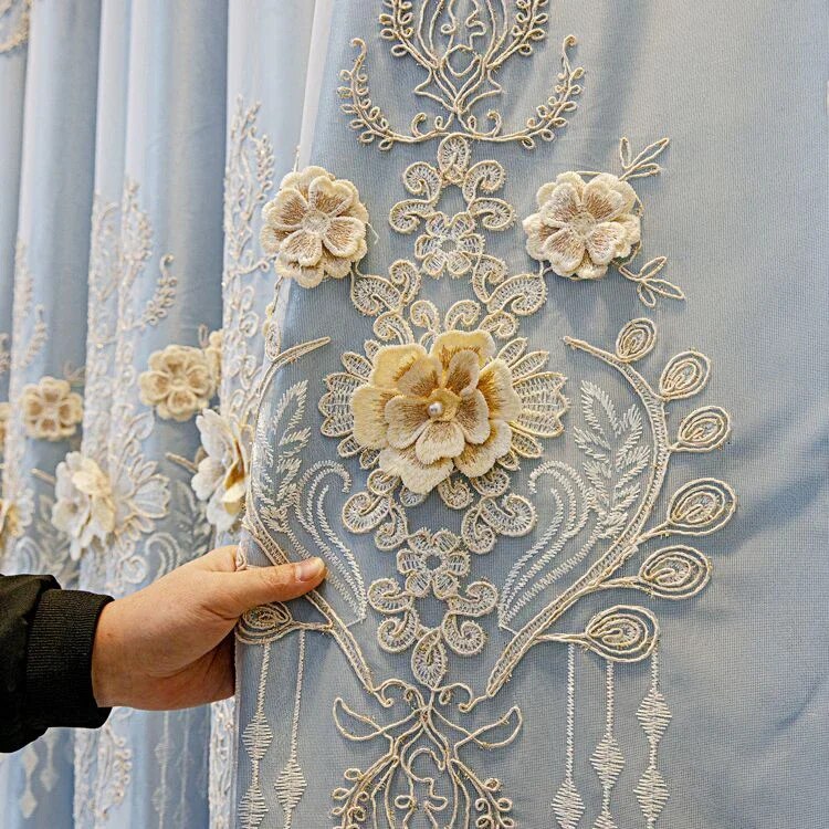 Enchanting Three Flowers Embellished Polyester Fabric Window Curtain / Ruchi