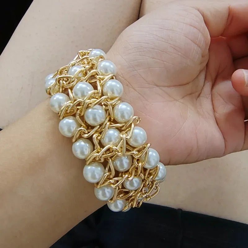 Women's Pearl Beaded Bracelet / Ruchi