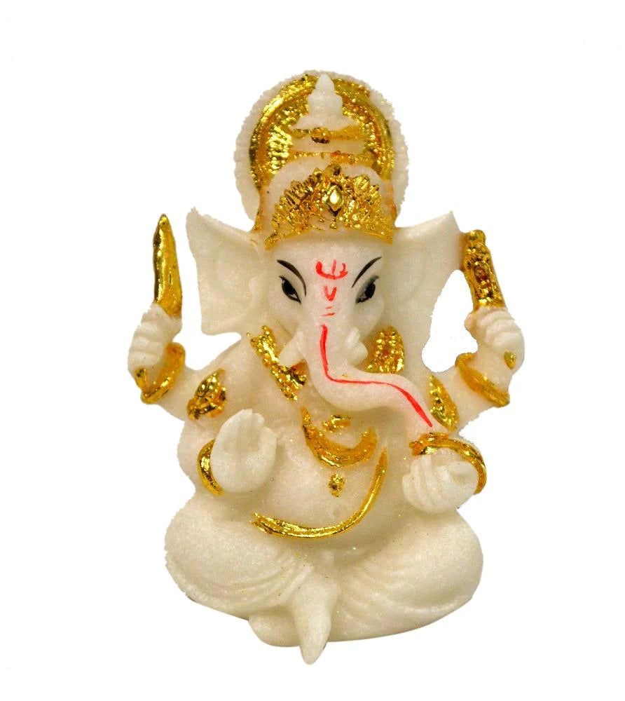 Remarkable 1 Pc Resin Decorative White Statue / Ruchi