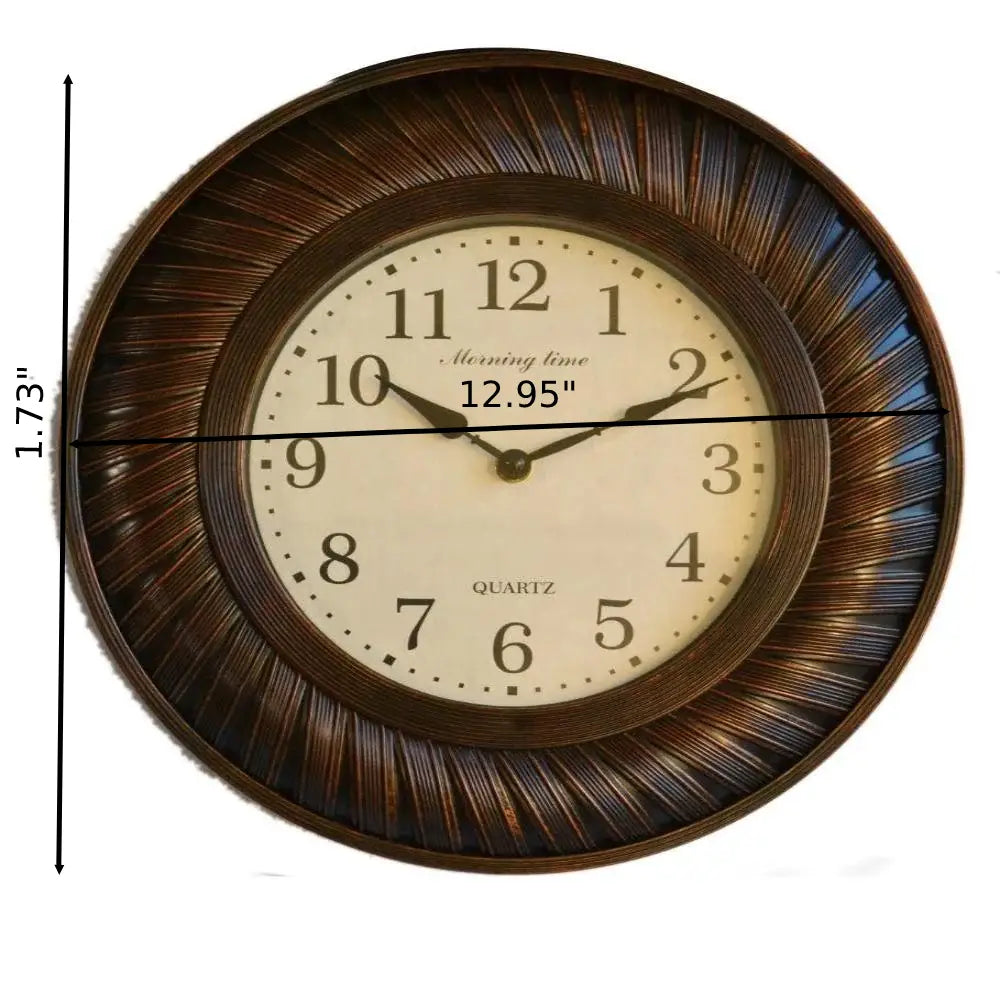 Enticing Round Wall Clock With Set Of 2 Mirrors / Ruchi